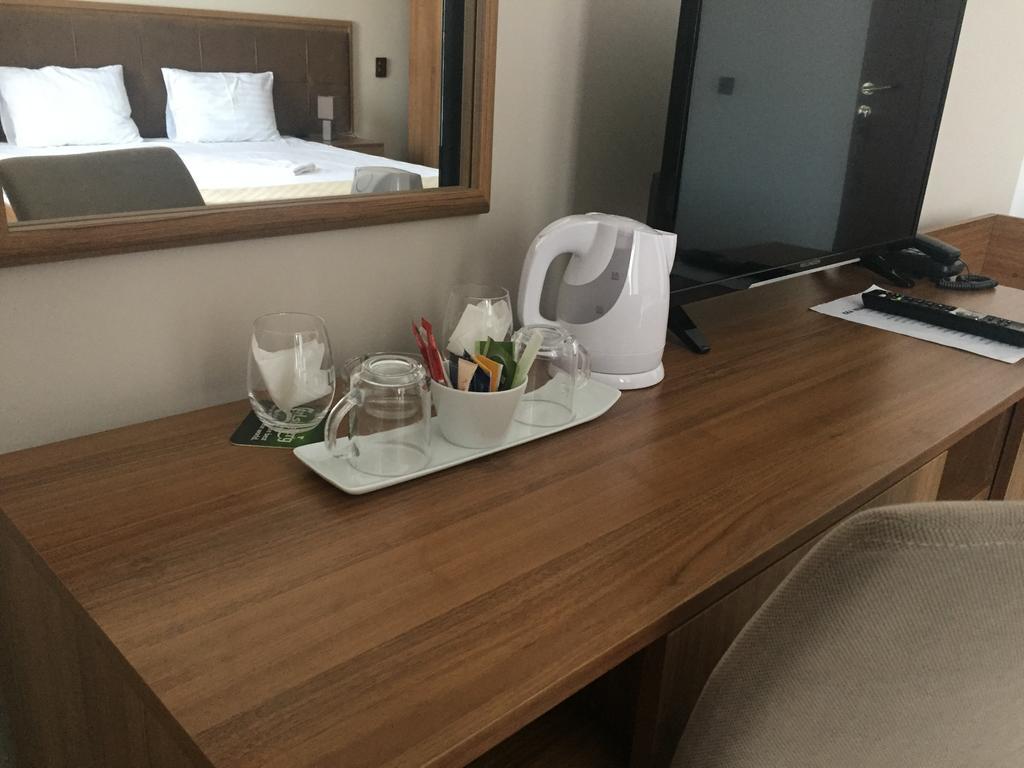 Hotel Eka Konstanca Zewnętrze zdjęcie